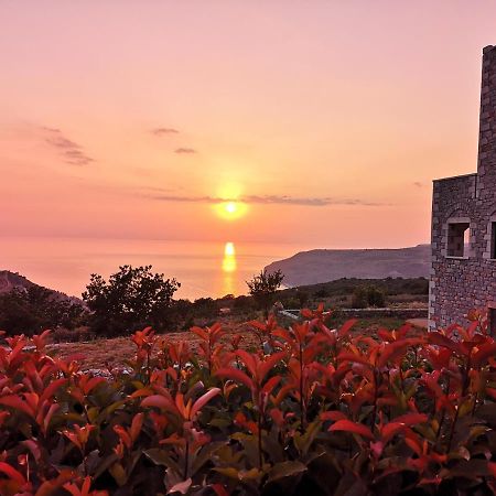 فيلا Sunset View Stone House, Areopoli Mani المظهر الخارجي الصورة