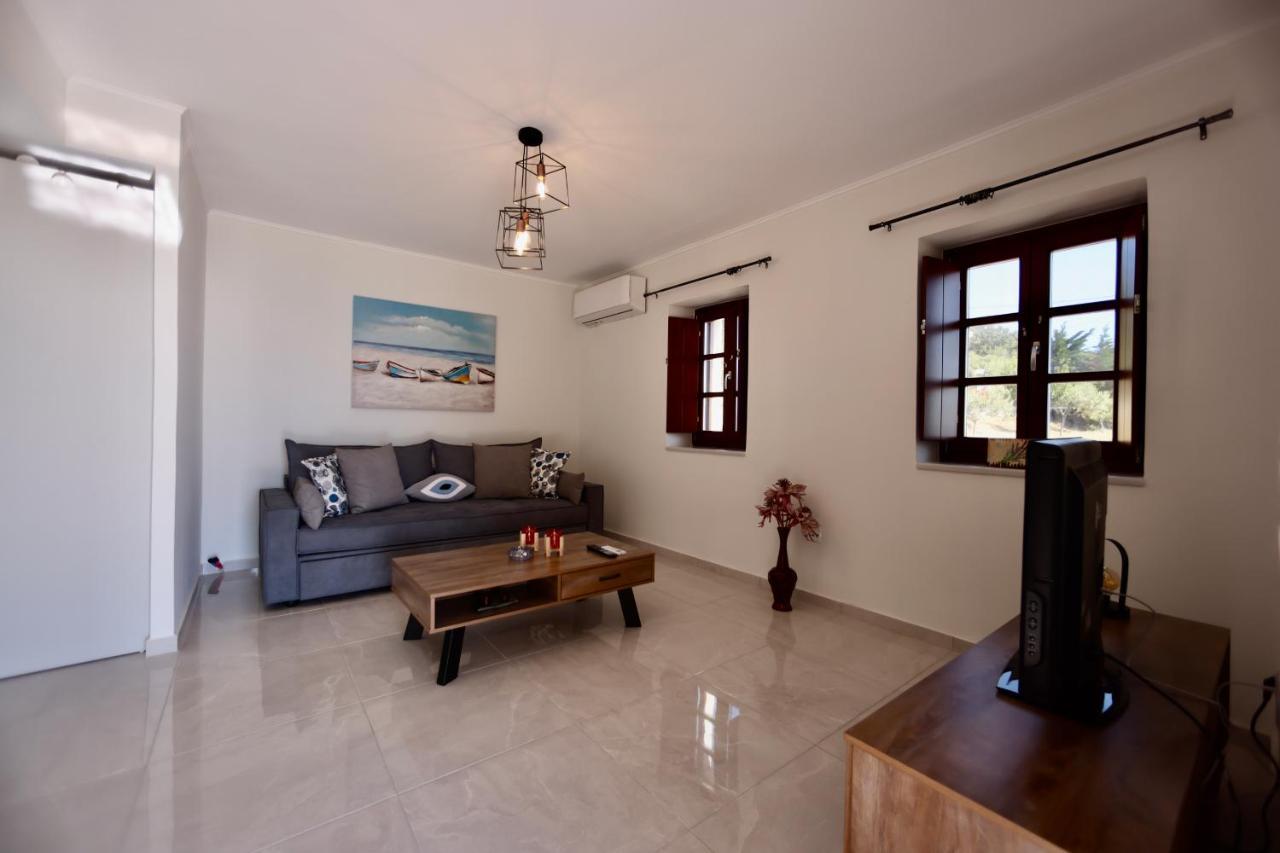 فيلا Sunset View Stone House, Areopoli Mani المظهر الخارجي الصورة