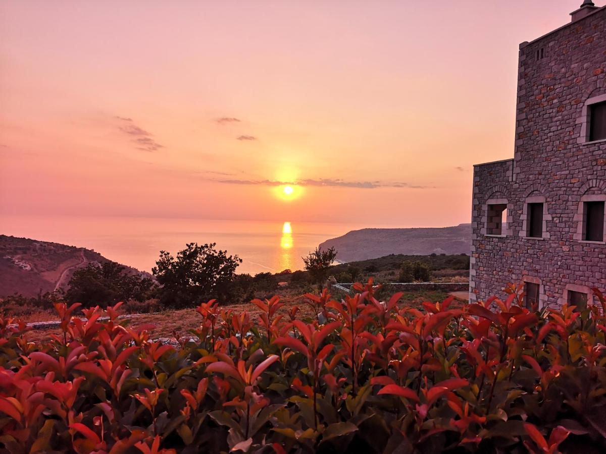 فيلا Sunset View Stone House, Areopoli Mani المظهر الخارجي الصورة