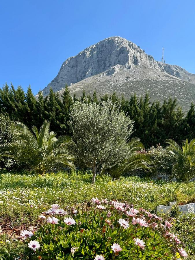 فيلا Sunset View Stone House, Areopoli Mani المظهر الخارجي الصورة