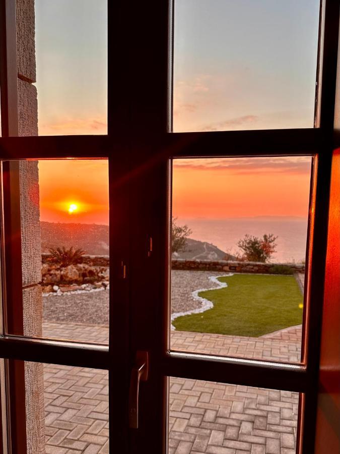فيلا Sunset View Stone House, Areopoli Mani المظهر الخارجي الصورة